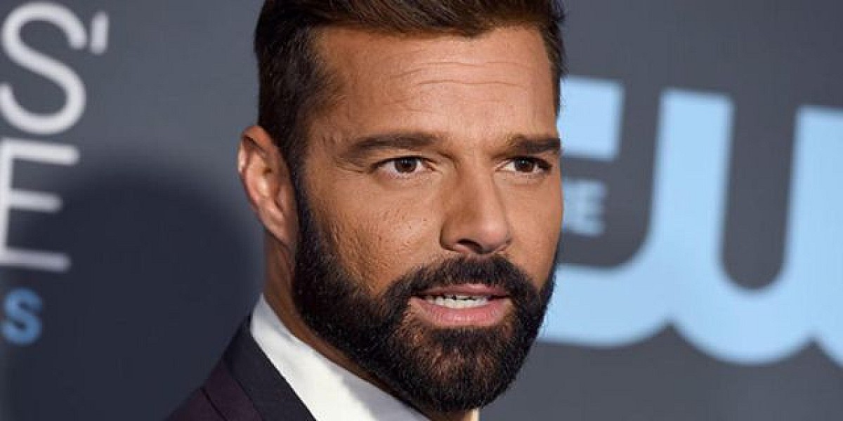 Ricky Martin está sendo acusado de violência doméstica 