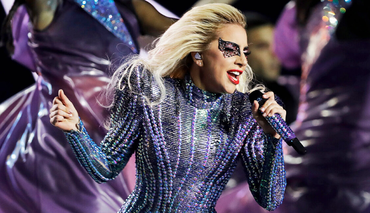 Lady Gaga encerra show por medo de curto-circuito: “Estava muito perigoso”