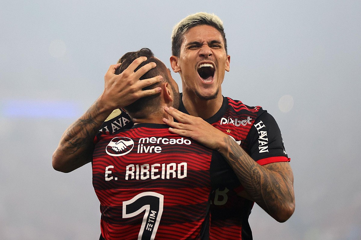 Flamengo vence Corinthians nos pênaltis e é tetracampeão da Copa do Brasil
