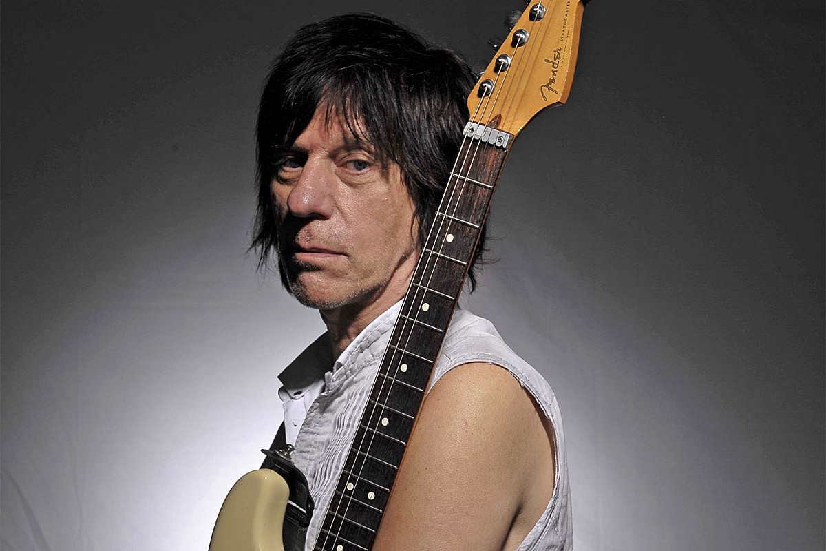 Jeff Beck, um dos maiores guitarristas de todos os tempos, morre aos 78 anos 