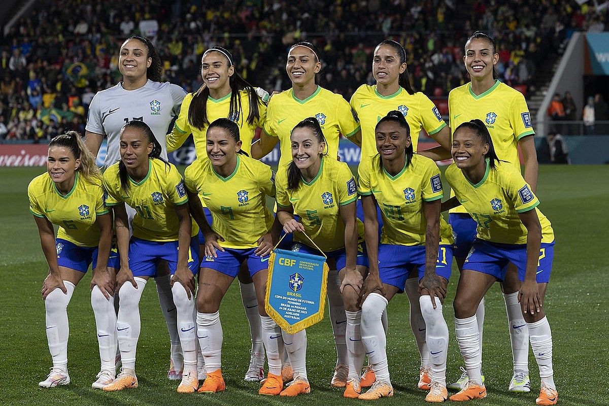 Marta, Ary e Seleção jogam amanhã na Copa do Mundo Feminina