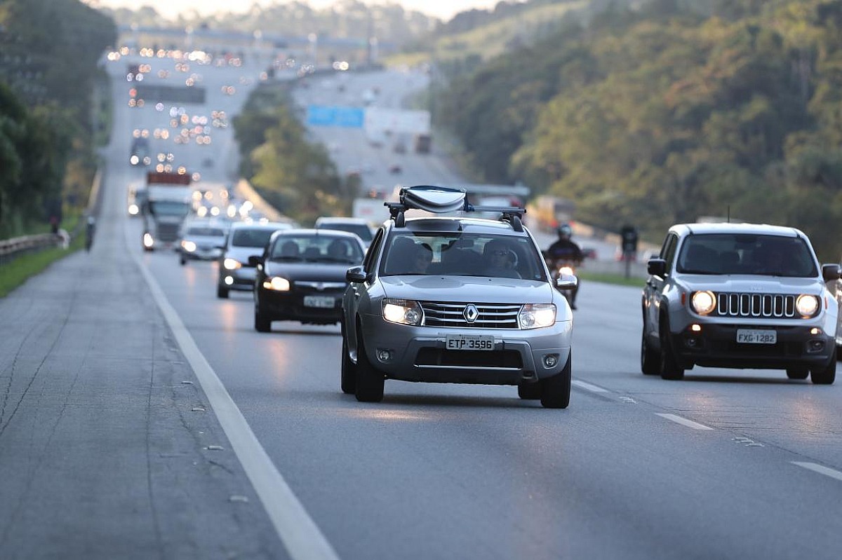 ANO NOVO: Na Rodovia João Mellão (SP-255), região de Avaré, devem trafegar aproximadamente 32 mil veículos