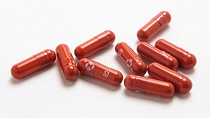 Farmacêutica pede autorização de uso emergencial de comprimido contra a Covid-19