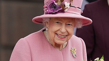 Rainha Elizabeth II não participará de festas tradicionais devido a problemas de saúde