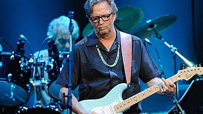 O guitarrista Eric Clapton cancelou show após contrair Covid-19