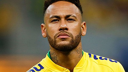 Neymar passará por um julgamento na Espanha um mês antes da Copa do Mundo