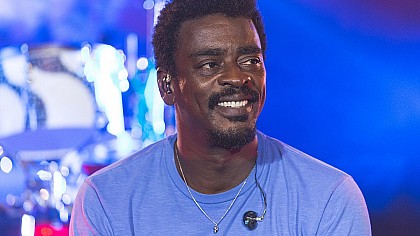 Seu Jorge sofre ataques racistas durante show em clube de Porto Alegre