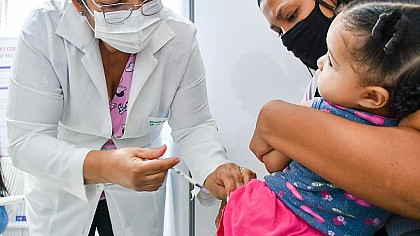 Cidades do interior de São Paulo, já anunciaram a vacinação contra a Covid-19 em bebês a partir dos seis meses com comorbidades