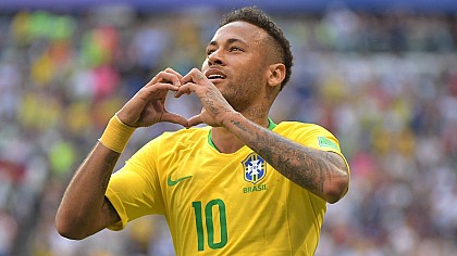 A seleção brasileira enfrenta nesta segunda-feira a Coreia do Sul
