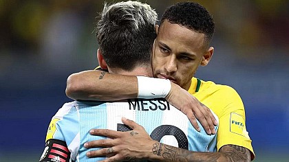 Neymar Jr. parabeniza Messi e Argentina pelo título da Copa