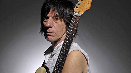 Jeff Beck, um dos maiores guitarristas de todos os tempos, morre aos 78 anos