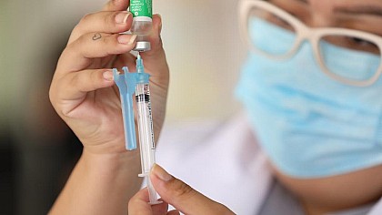 Ministra anuncia recebimento de 7,7 milhões de vacinas pediátricas da Pfizer contra a Covid
