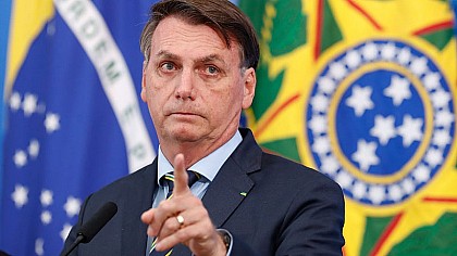 TSE condena Bolsonaro e o declara inelegível por oito anos